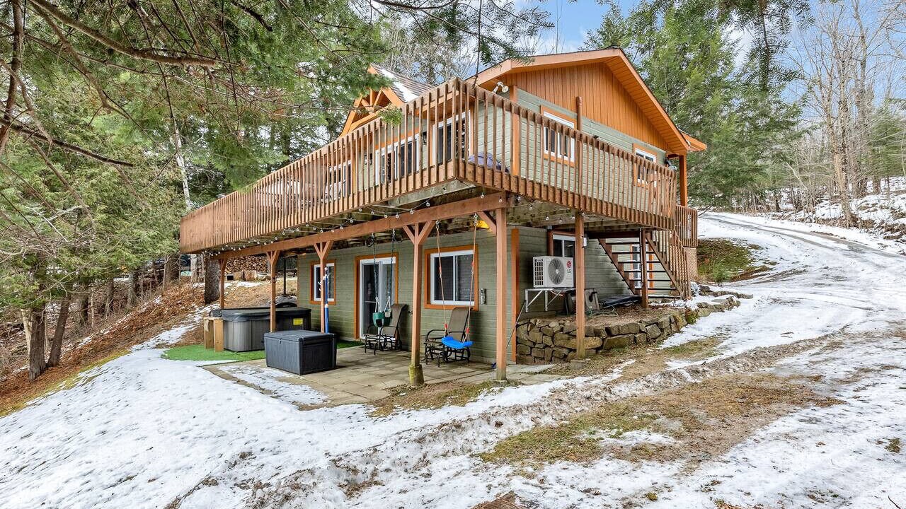 Photo of Outdoor in Amherst