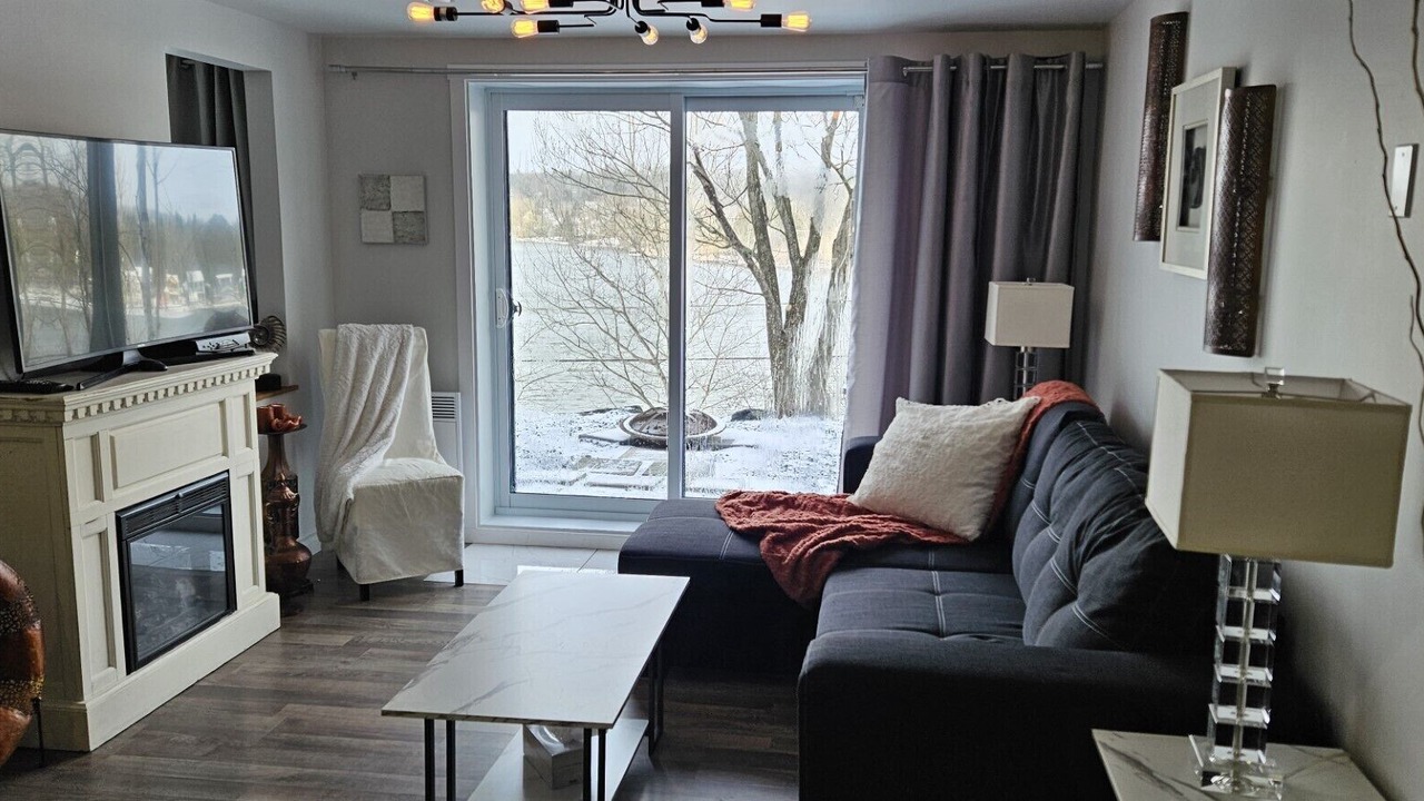 Photo of Livingroom in Sherbrooke