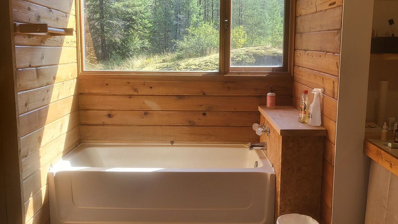 Photo of Bathroom in Salmo