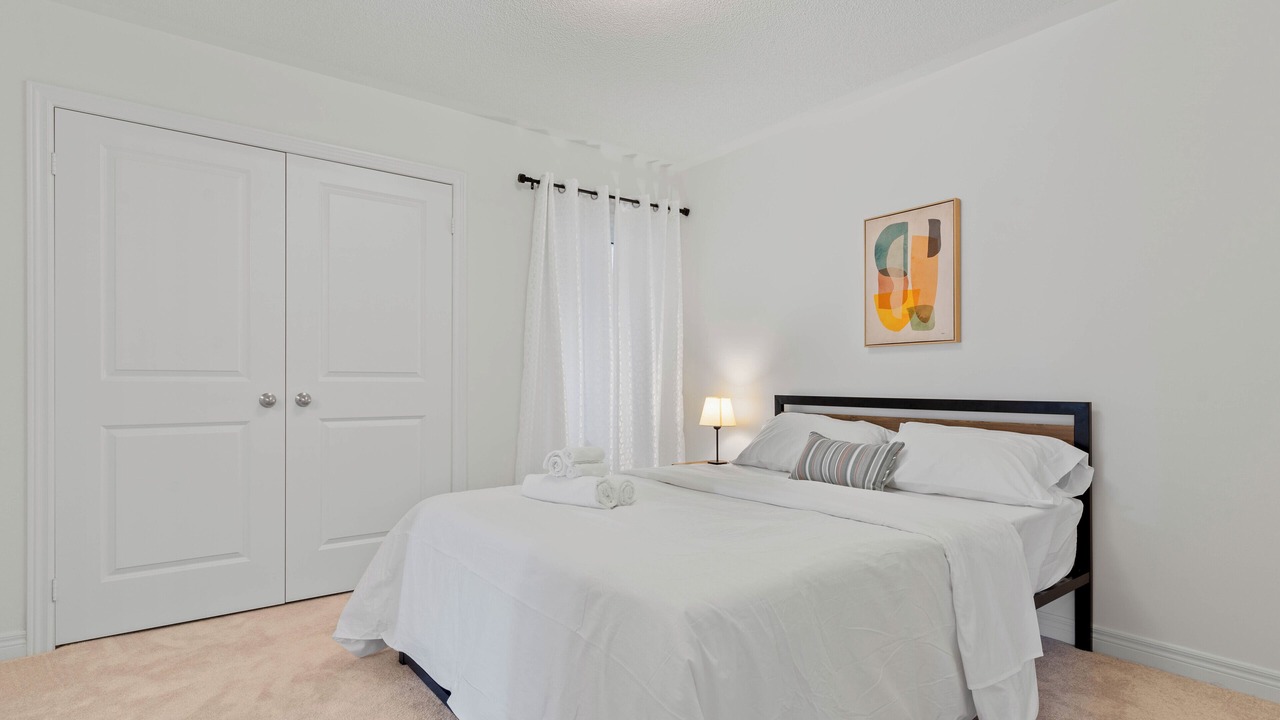 Photo of Bedroom in Shelburne