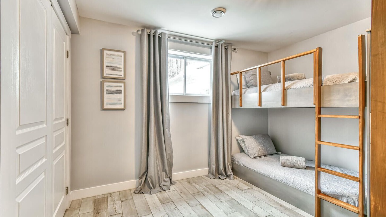 Photo of Bedroom in Saint-Faustin-Lac-Carre