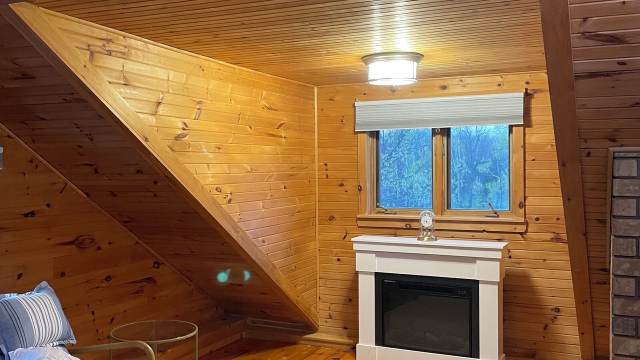Photo of Livingroom in Manitoulin District