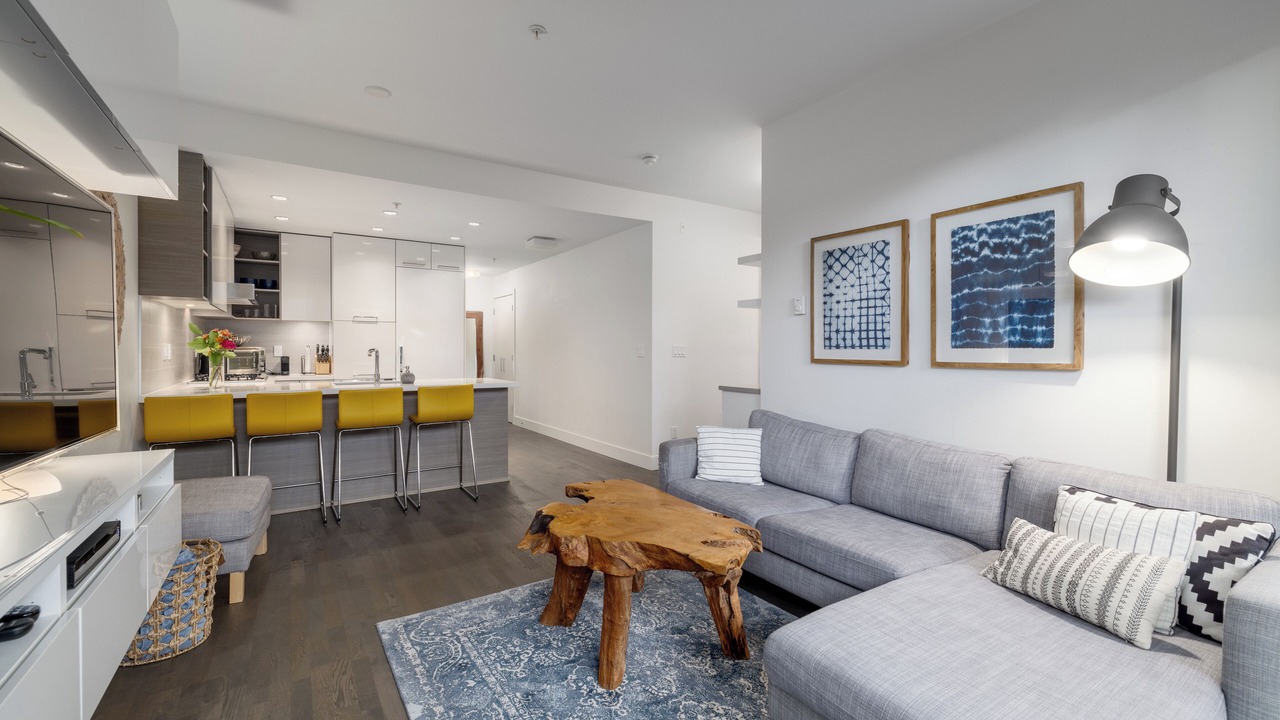 Photo of Livingroom in Fairview