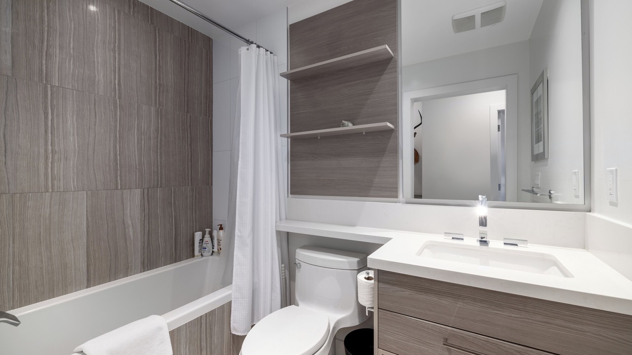 Photo of Bathroom in Fairview