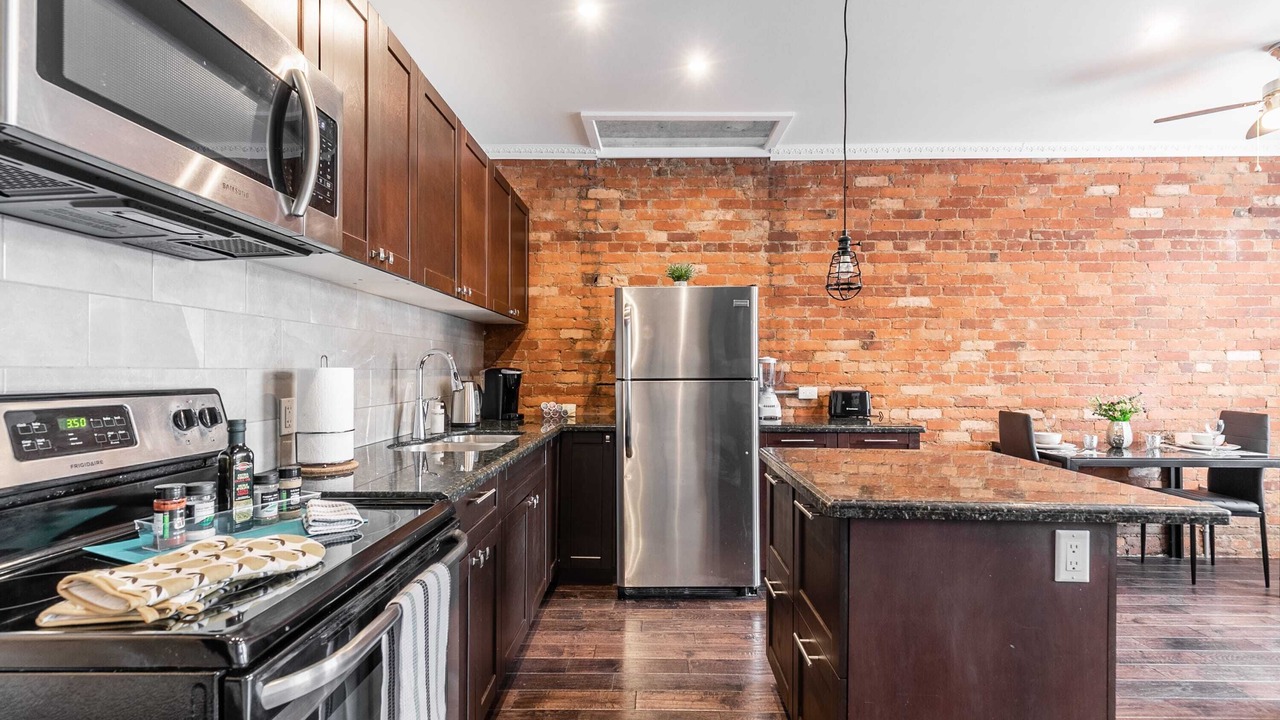 Photo of Kitchen in Central Hamilton