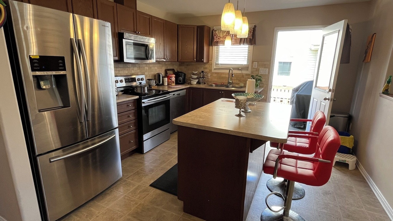Photo of Kitchen in Amherstview