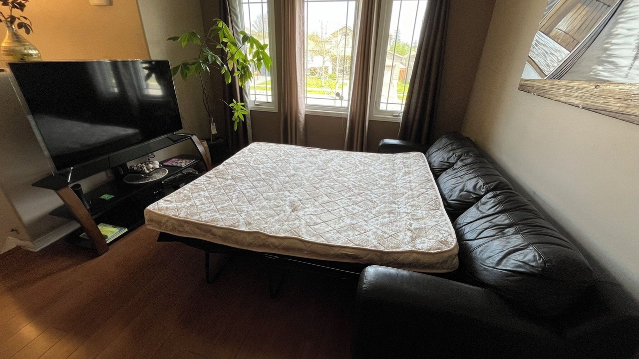 Photo of Bedroom in Amherstview