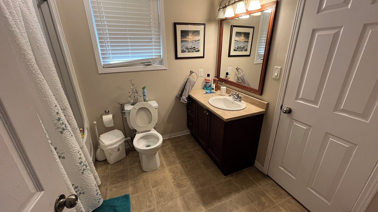 Photo of Bathroom in Amherstview