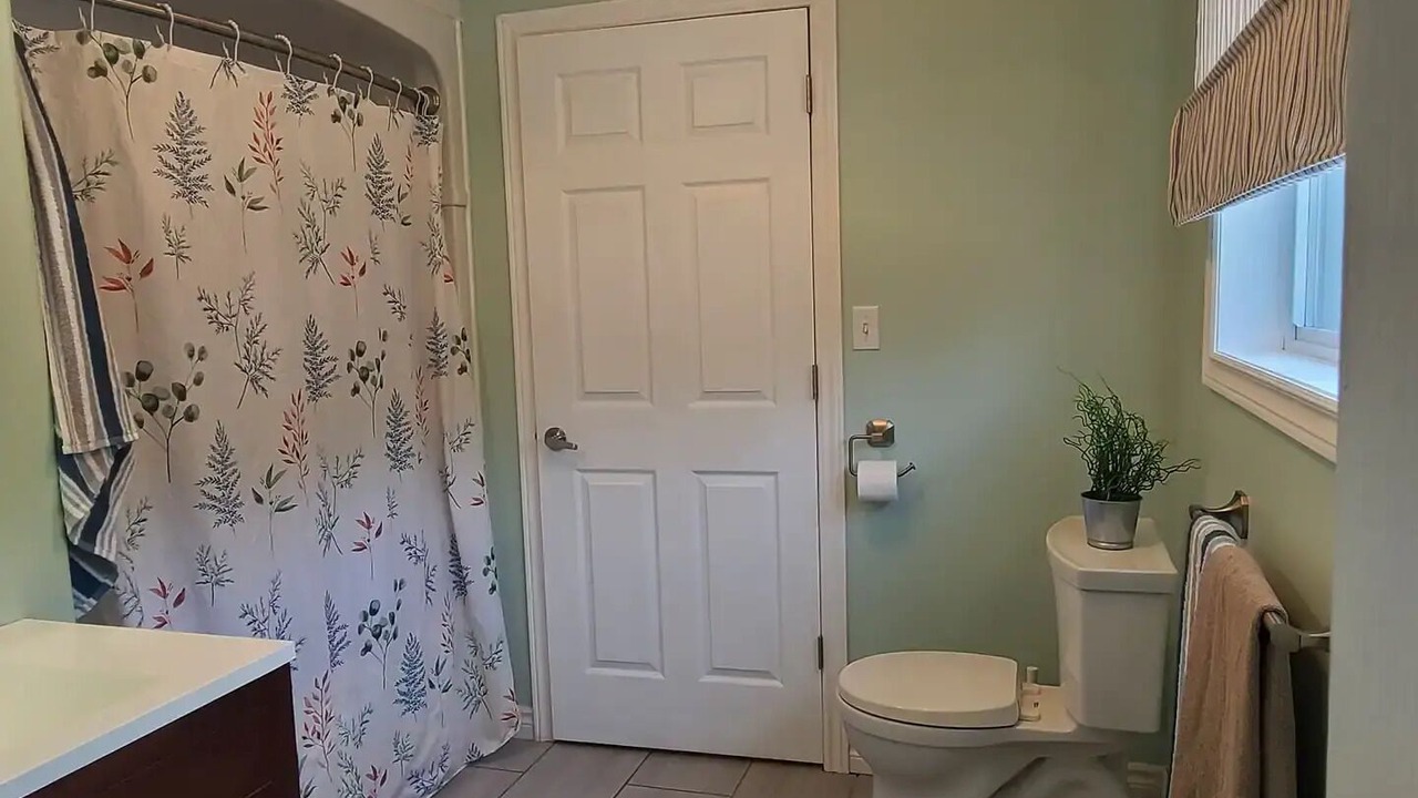 Photo of Bathroom in Lanark Highlands