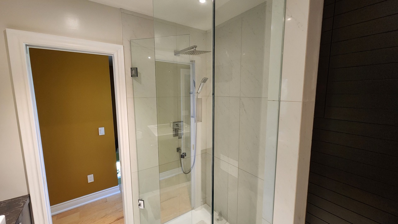 Photo of Bathroom in Glencairn