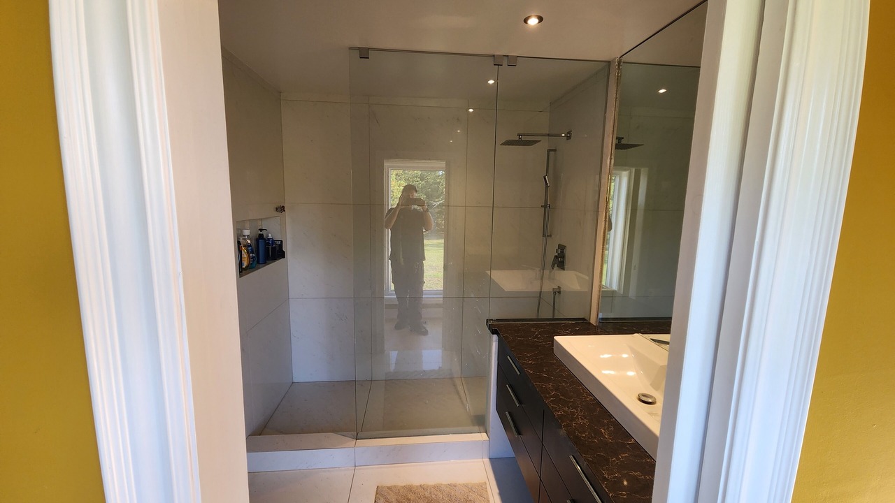 Photo of Bathroom in Glencairn