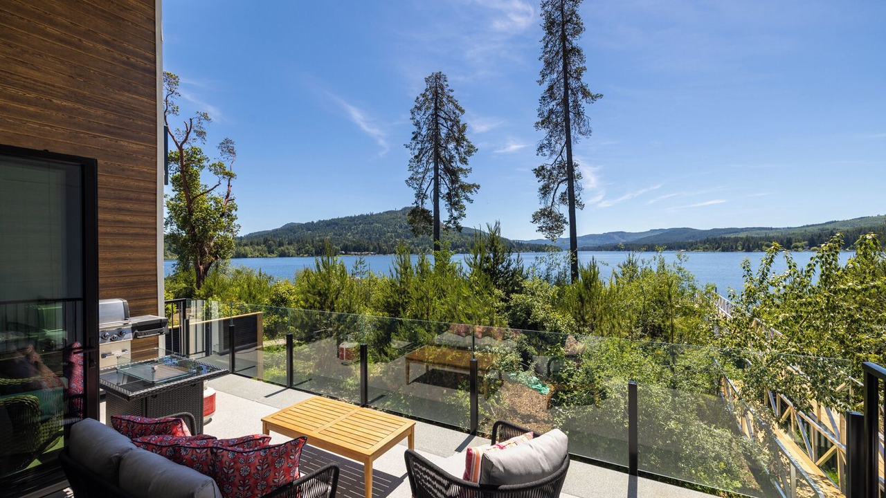 Photo of Patio Balcony in Shawnigan Lake