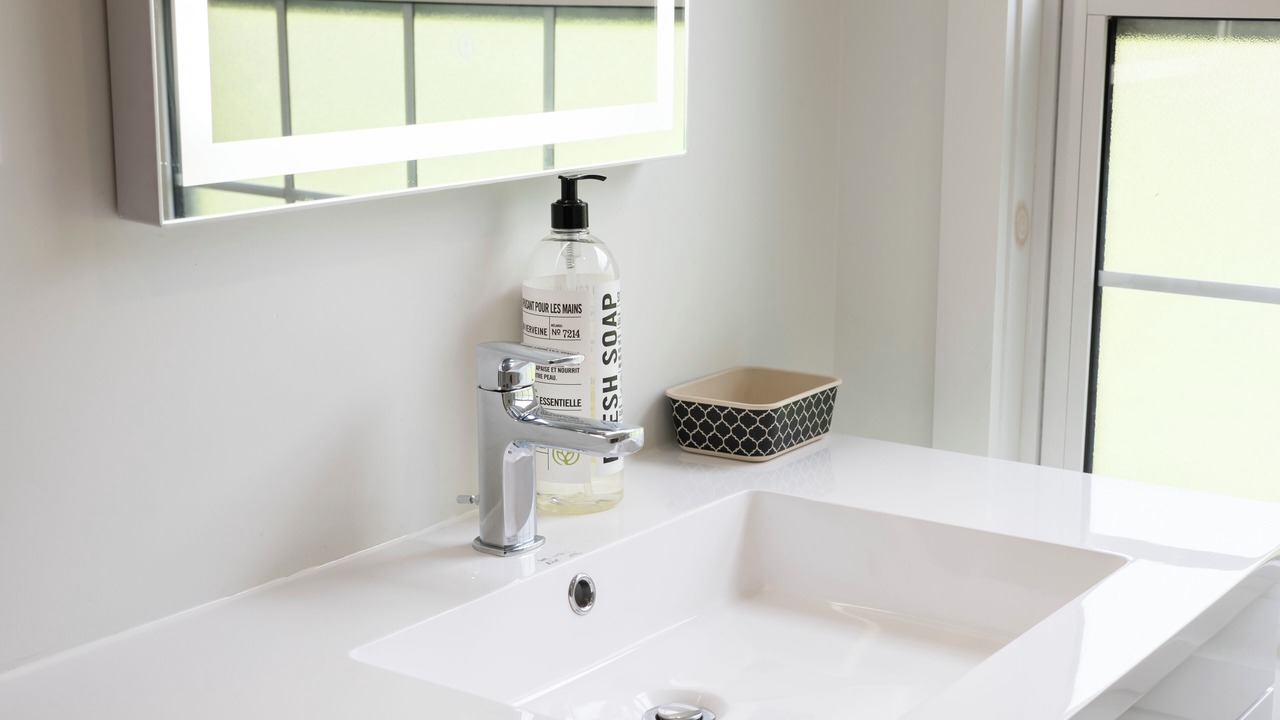 Photo of Bathroom in Loyalist
