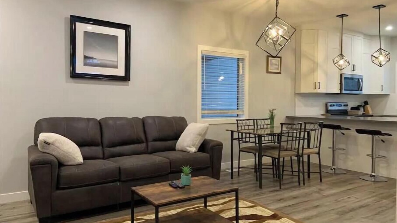Photo of Livingroom in Regina