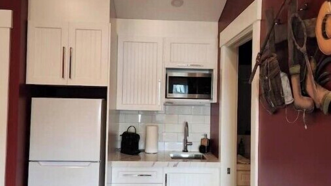 Photo of Kitchen in Shawnigan Lake