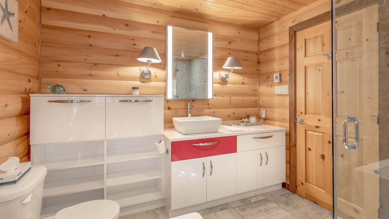 Photo of Bathroom in Amherst