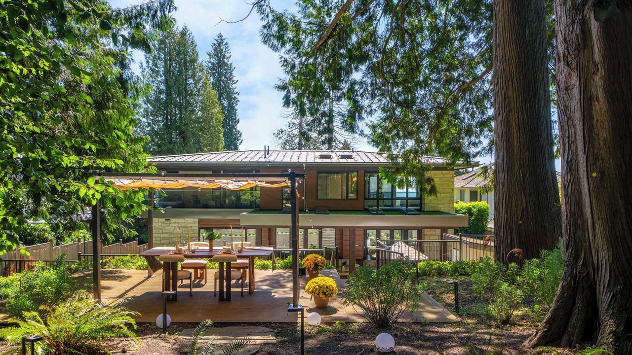 Photo of Outdoor in West Vancouver