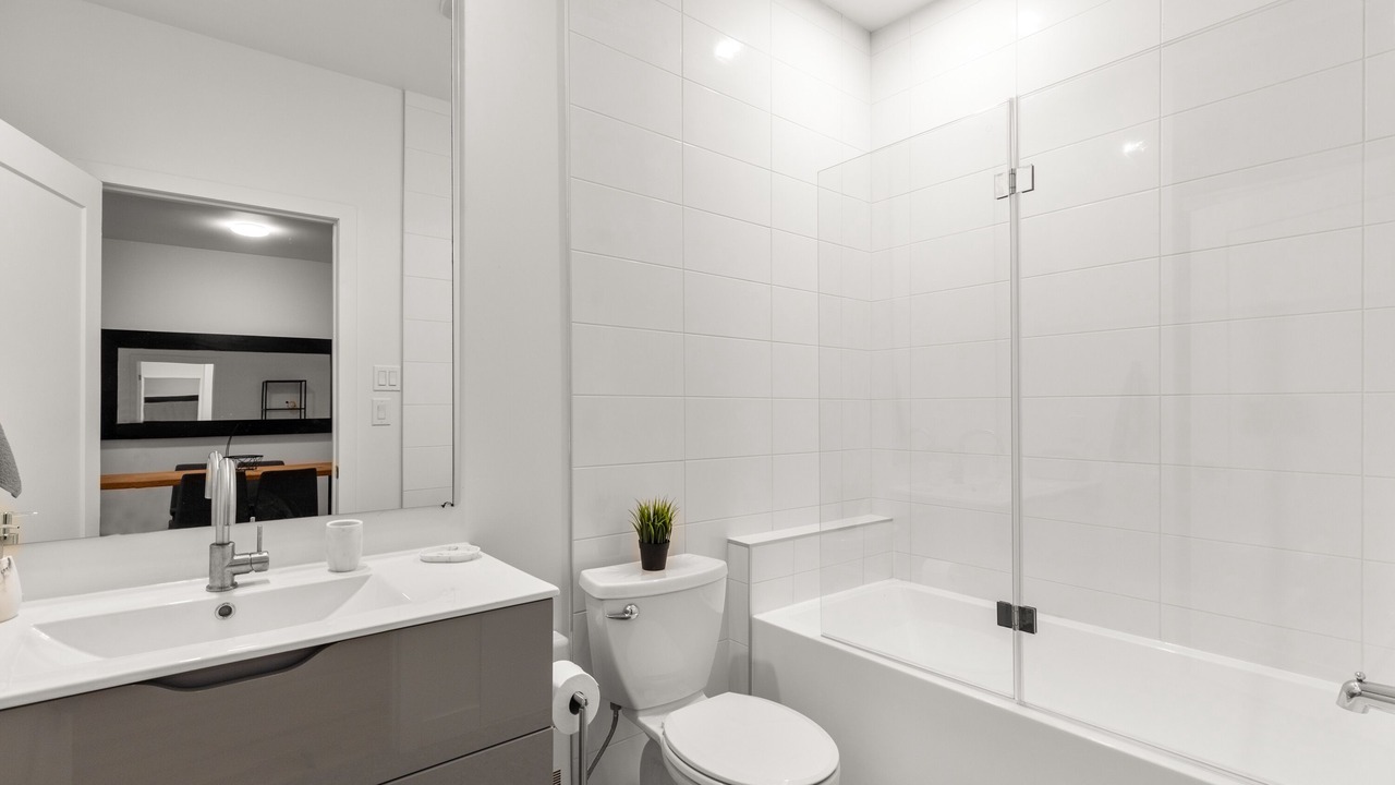 Photo of Bathroom in Hochelaga