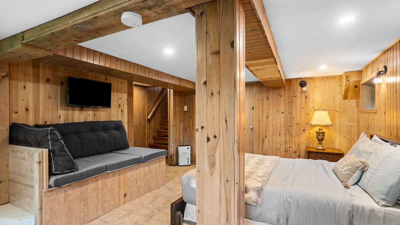 Photo of Bedroom in Sainte-Lucie-des-Laurentides