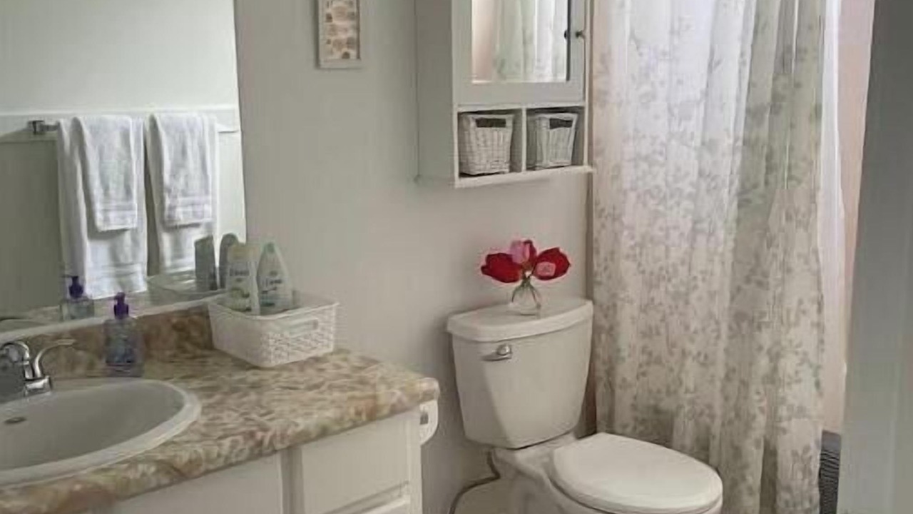 Photo of Bathroom in Central Saanich