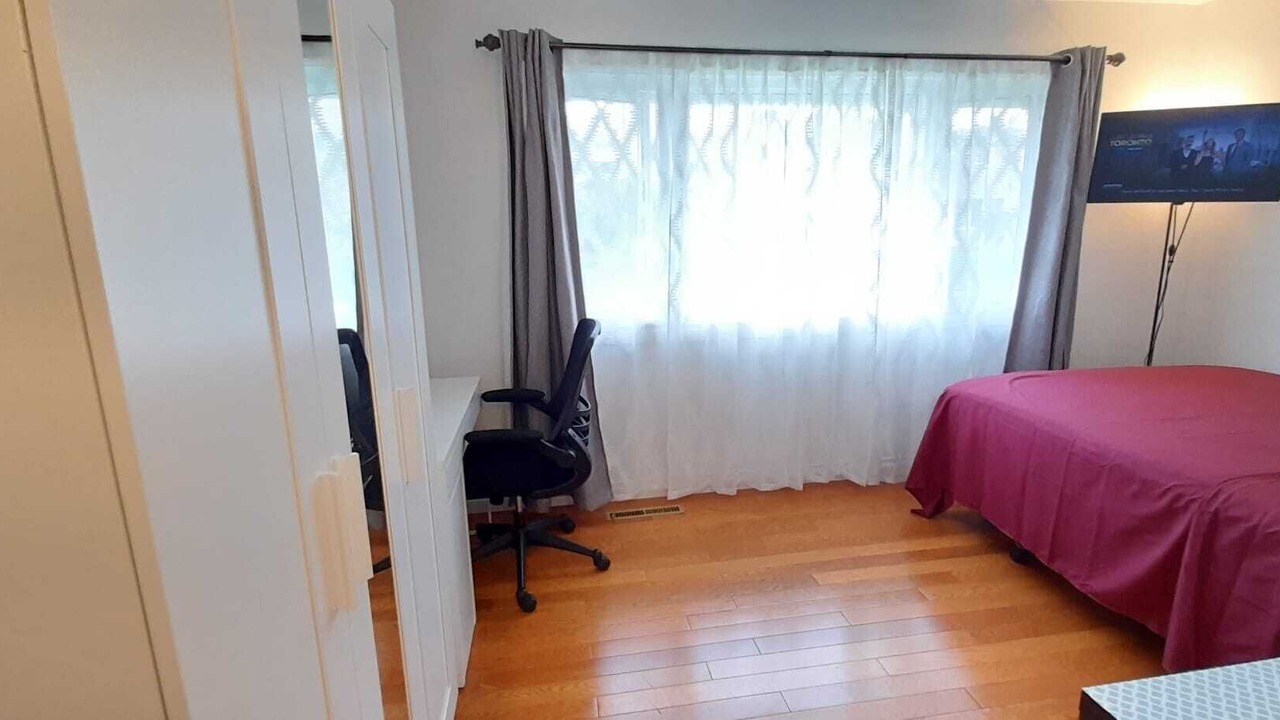 Photo of Bedroom in Ottawa Division