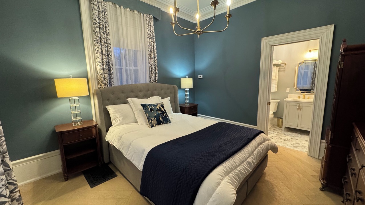 Photo of Bedroom in Napanee