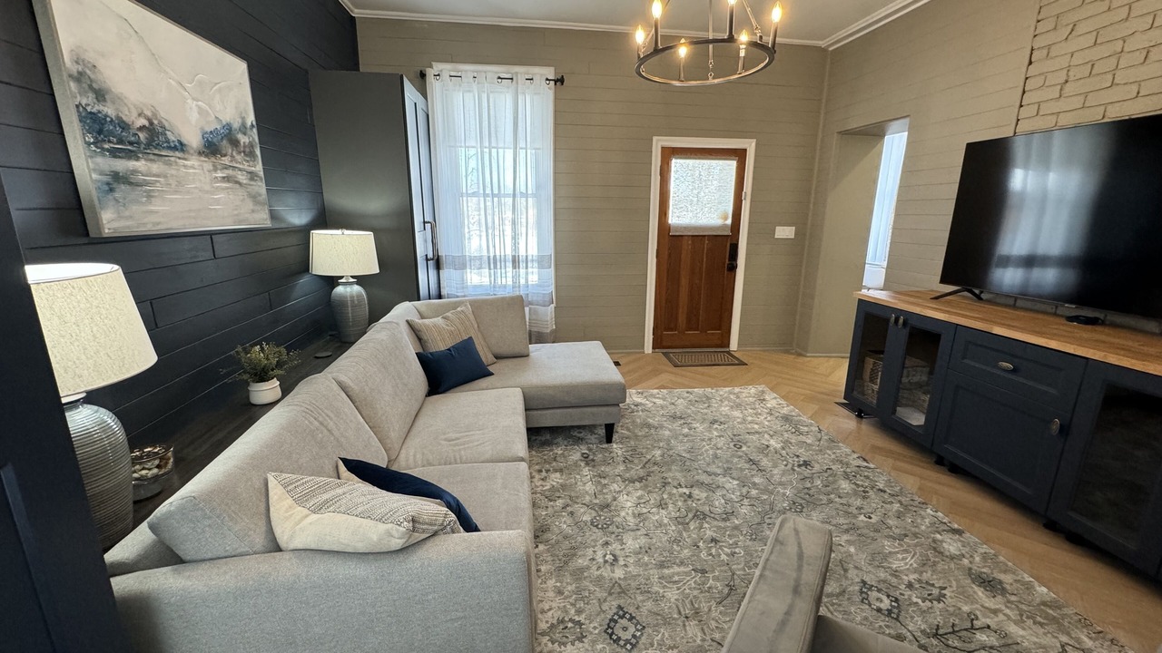 Photo of Bedroom in Napanee