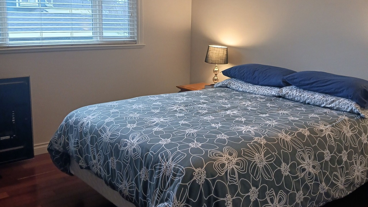 Photo of Bedroom in Delta