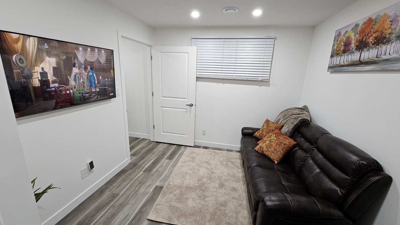 Photo of Livingroom in Regina