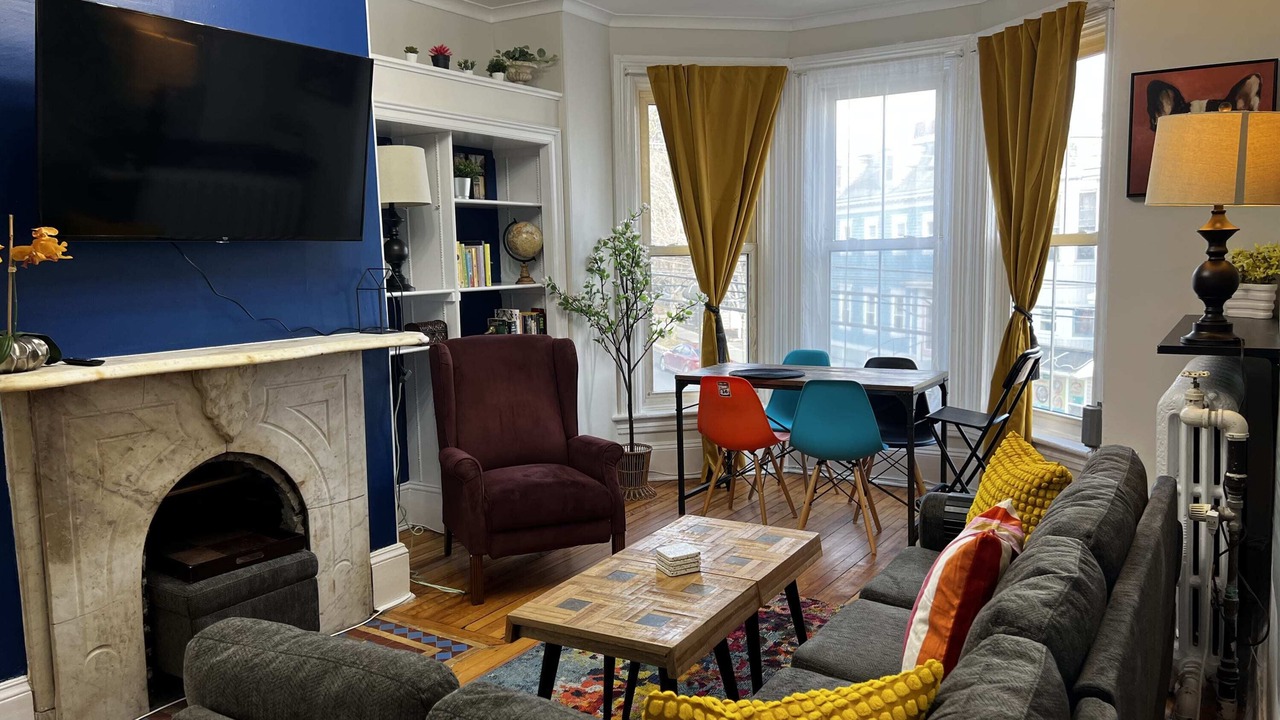 Photo of Livingroom in South End