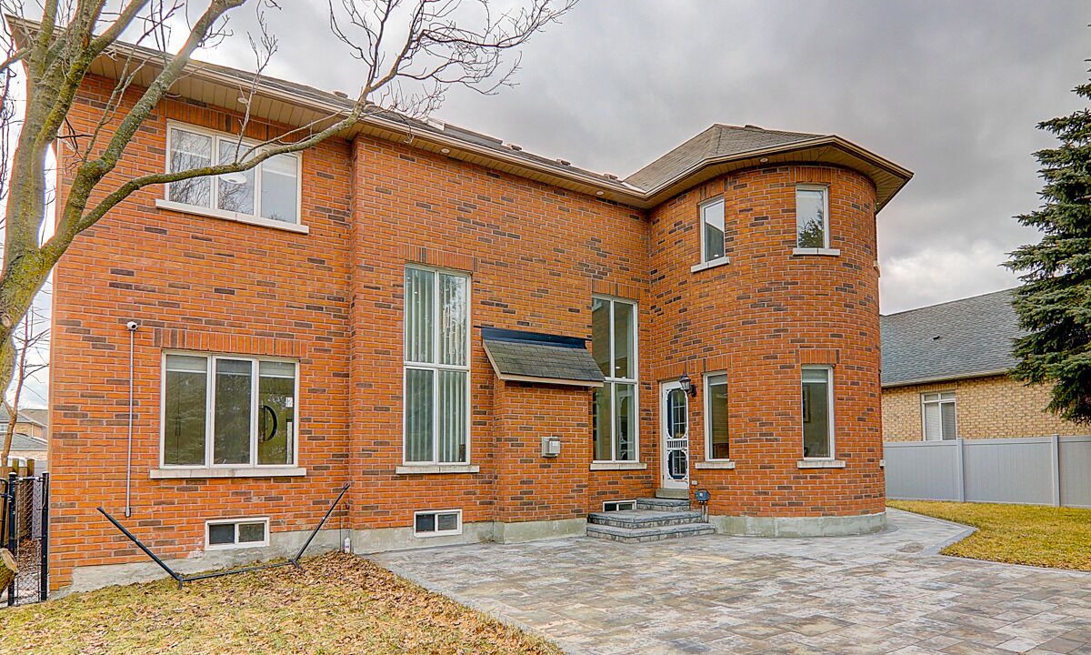 Photo of Outdoor in Newmarket