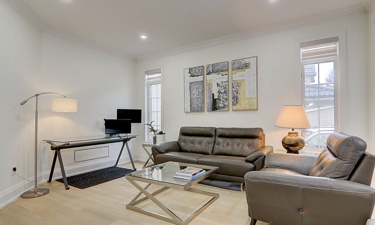 Photo of Livingroom in Newmarket