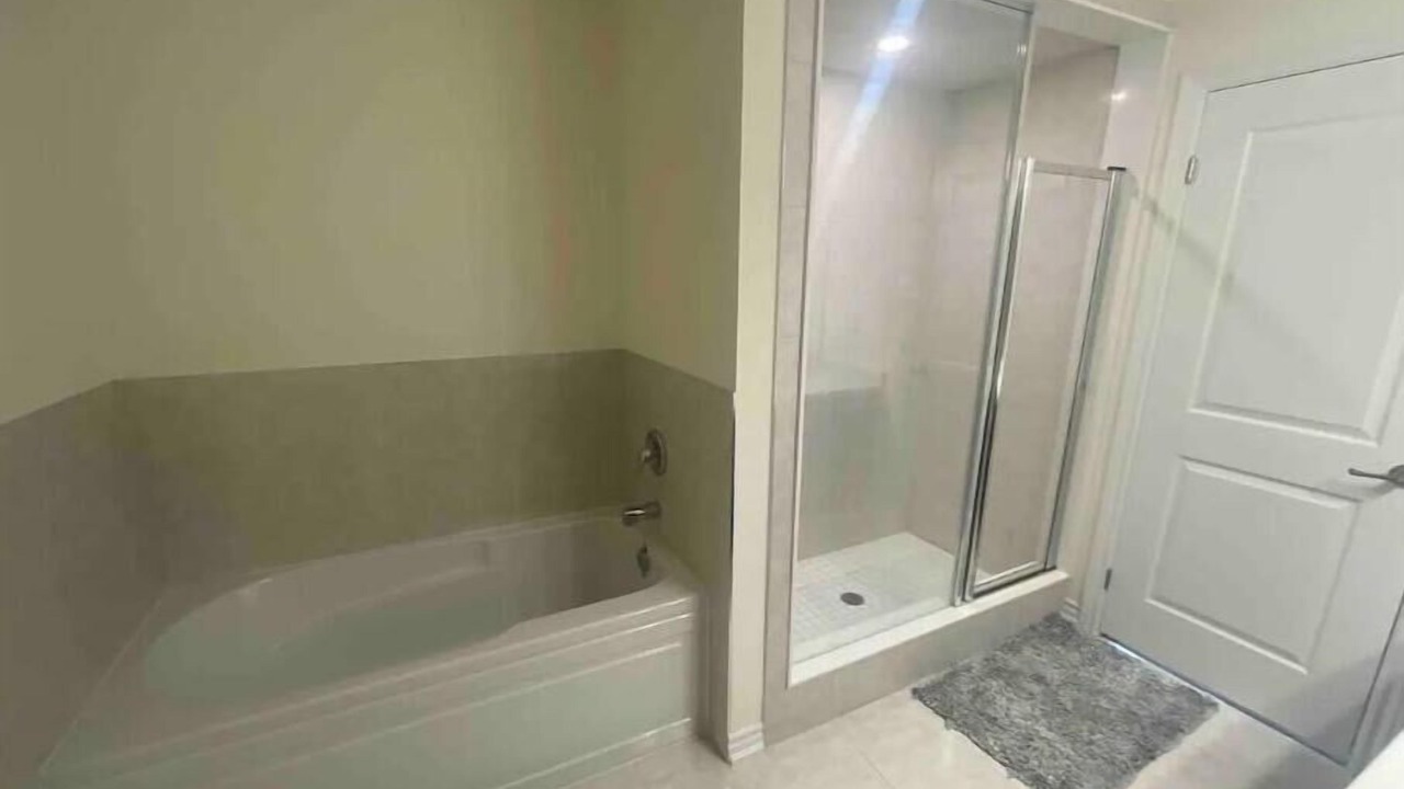 Photo of Bathroom in County of Brant