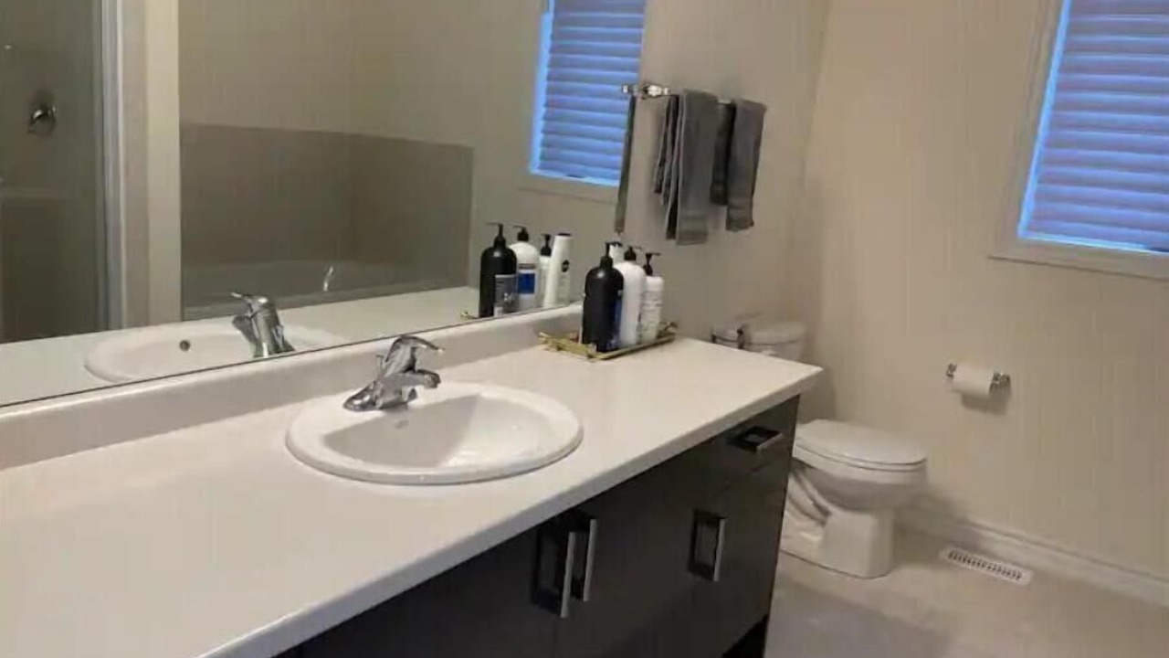 Photo of Bathroom in County of Brant