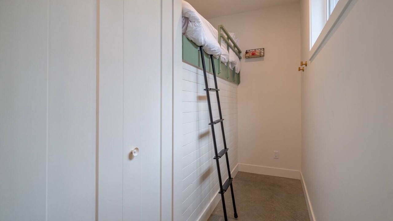 Photo of Bedroom in Stanstead Township