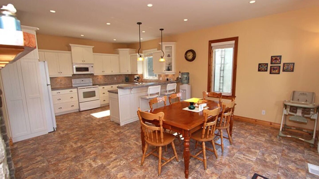 Photo of Kitchen in South Bruce Peninsula