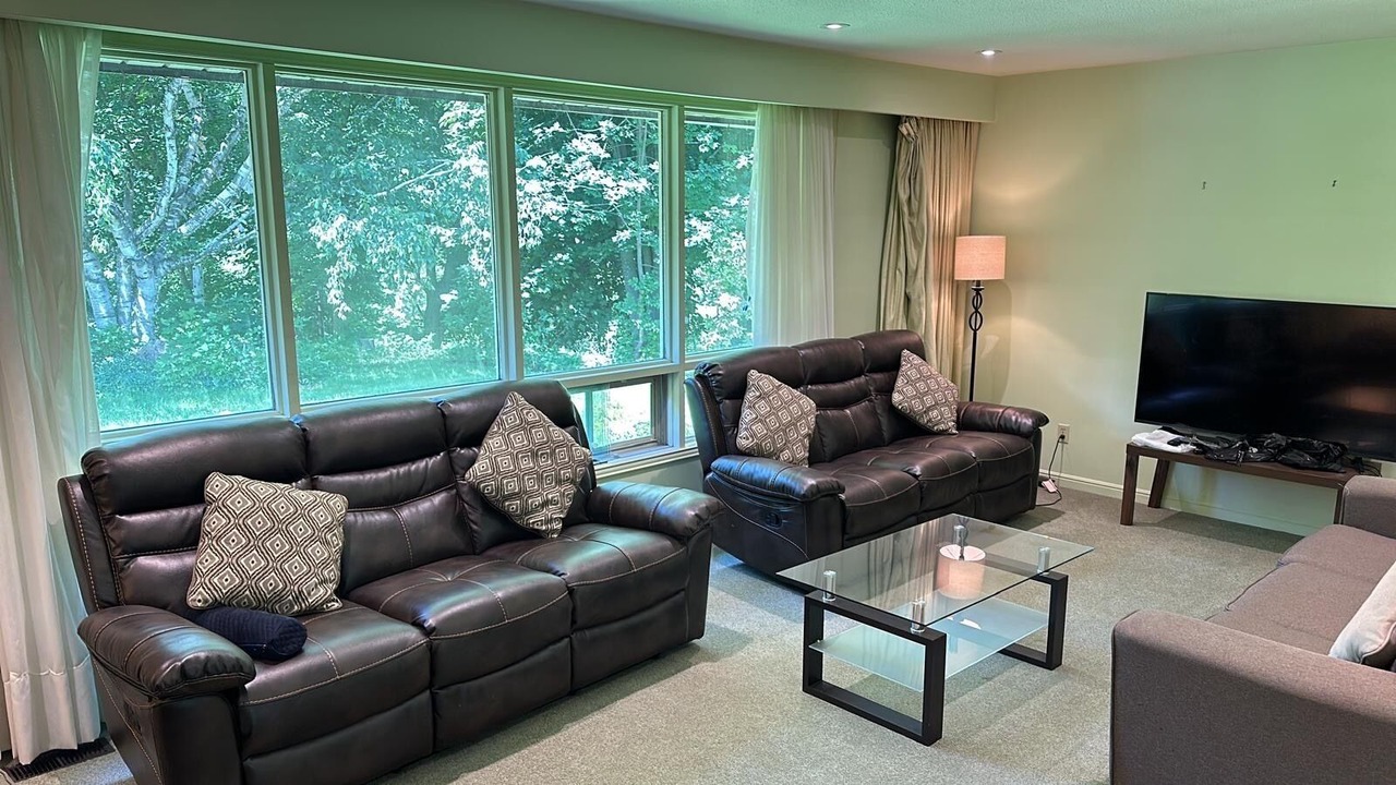 Photo of Livingroom in West Lincoln