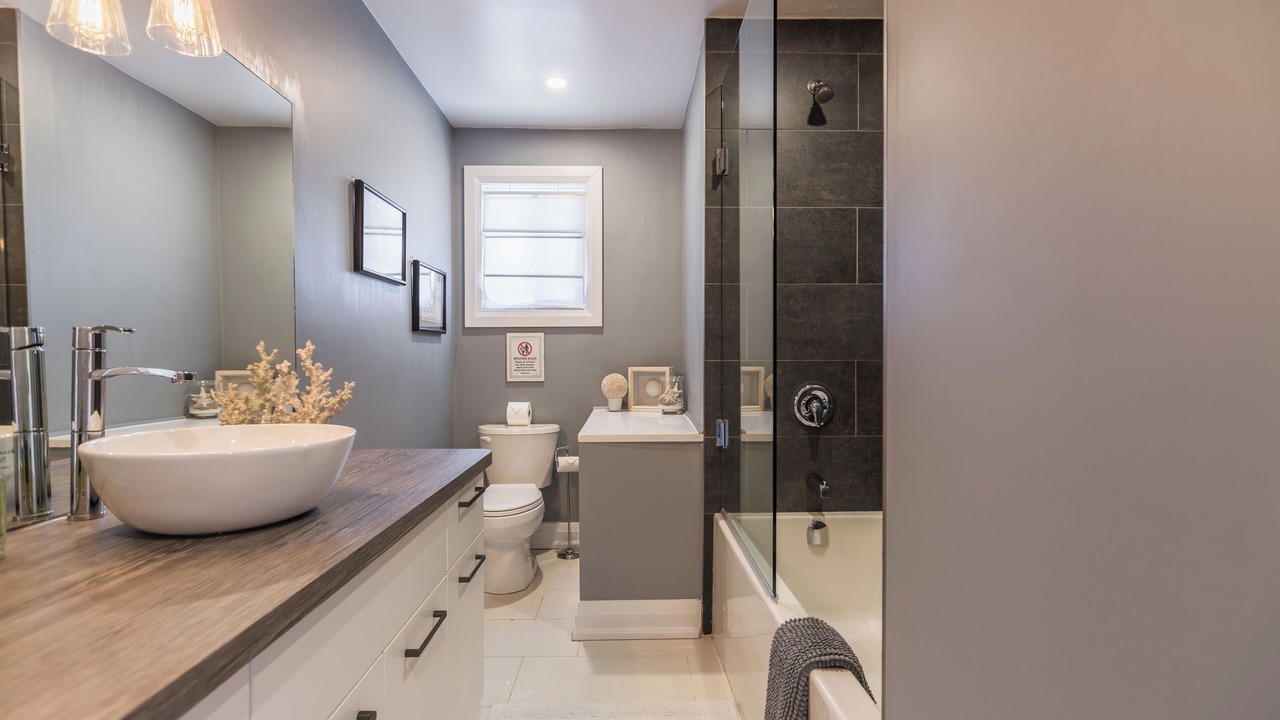 Photo of Bathroom in St. Catharines