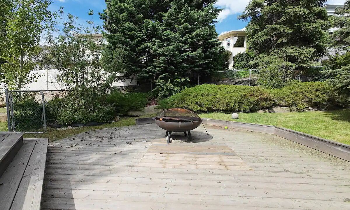 Photo of Patio Balcony in Southeast Calgary