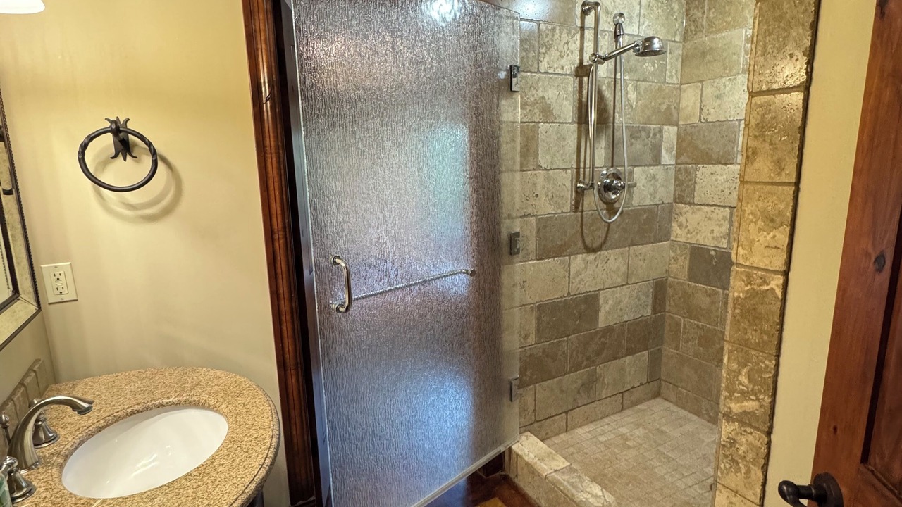 Photo of Bathroom in Priddis