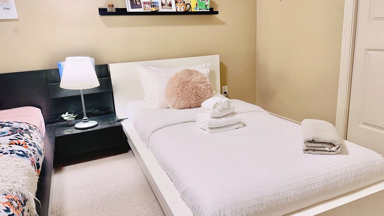 Photo of Bedroom in Willoughby