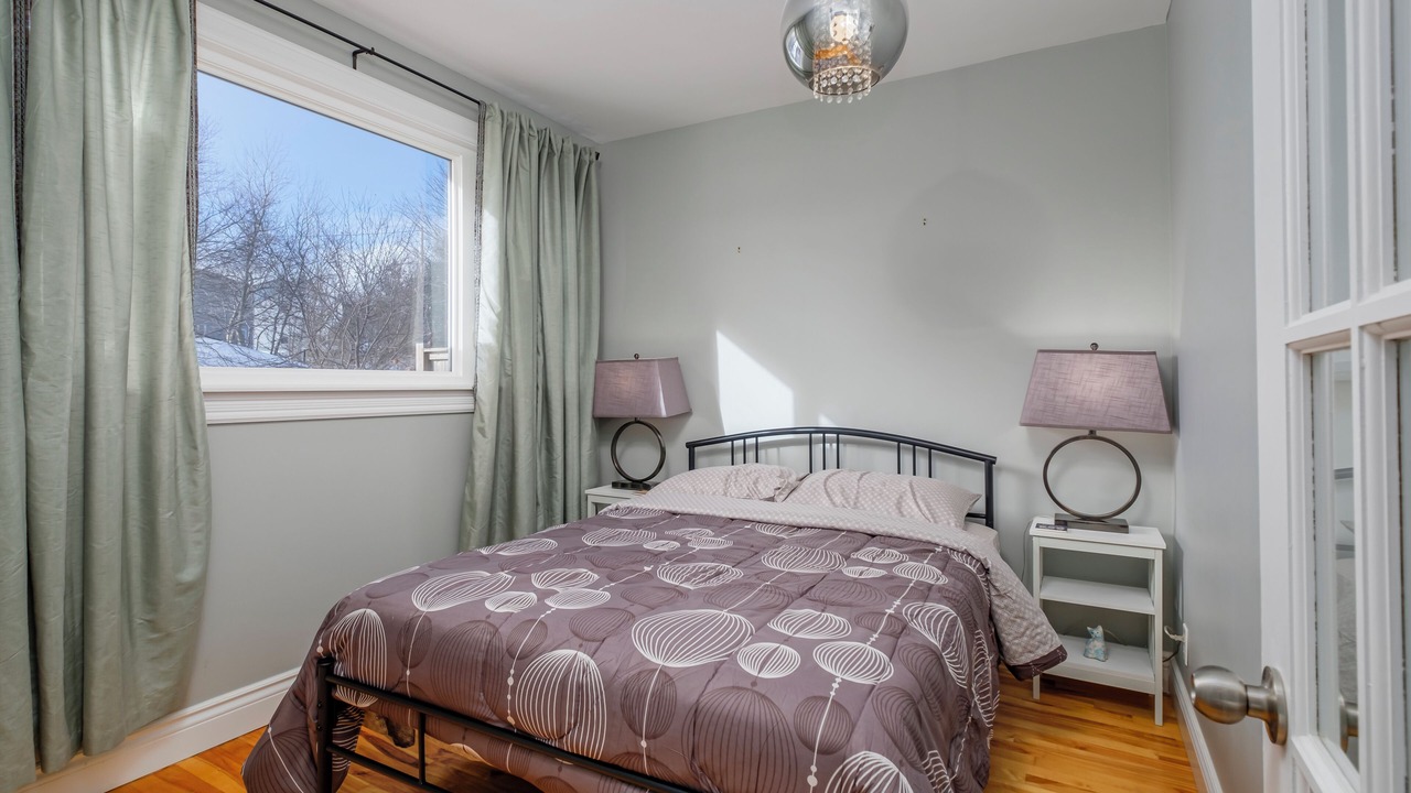 Photo of Bedroom in West End