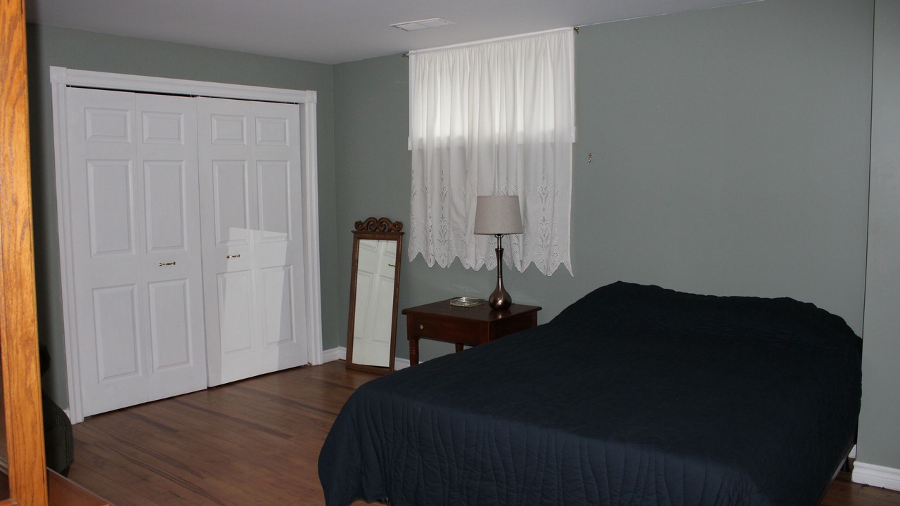 Photo of Bedroom in Sauble Beach