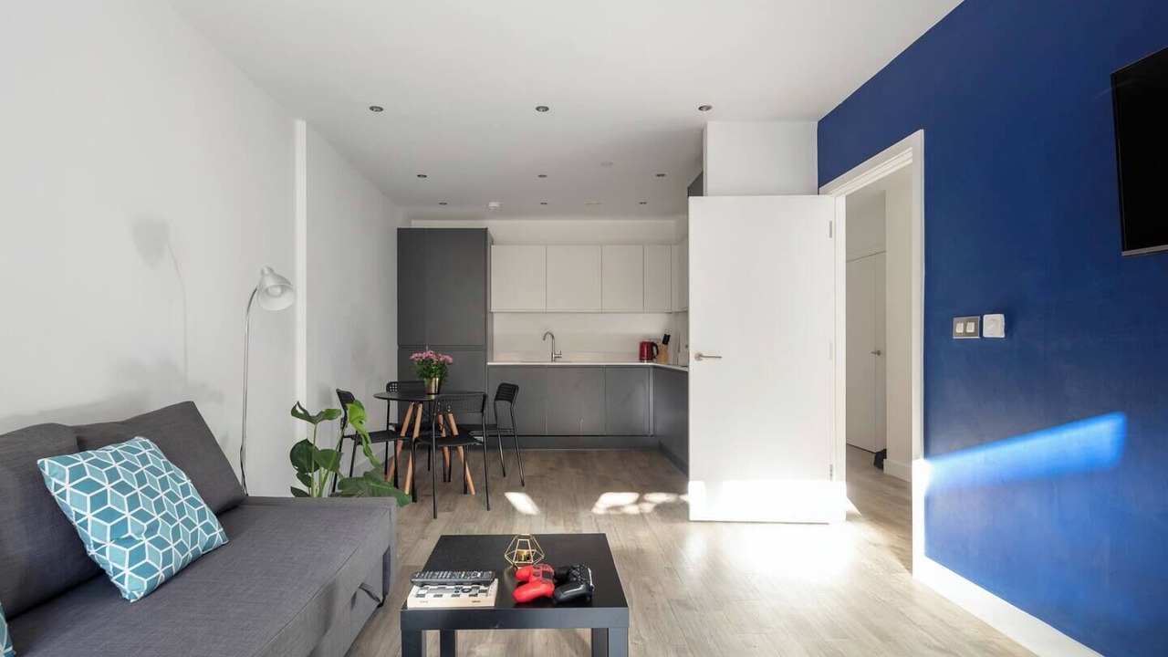 Photo of Livingroom in Stratford and New Town