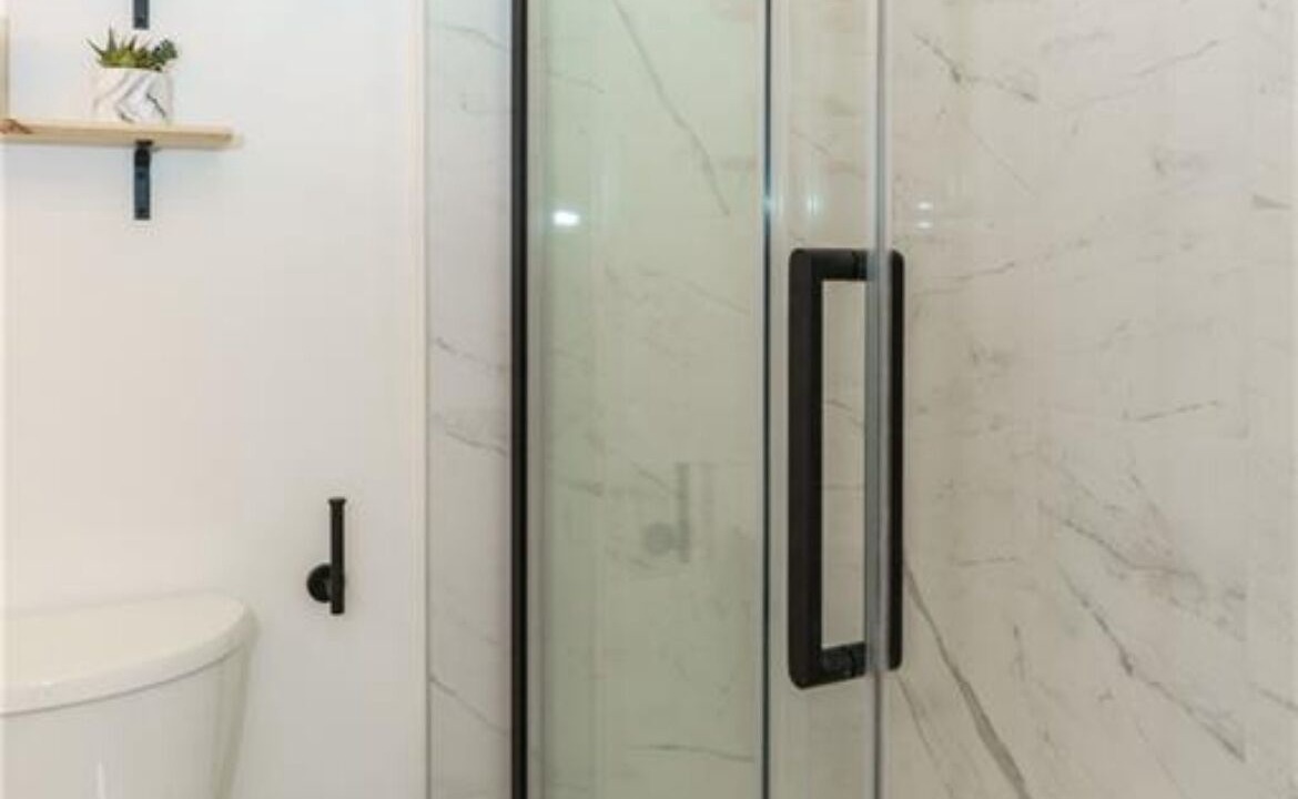 Photo of Bathroom in Utterson