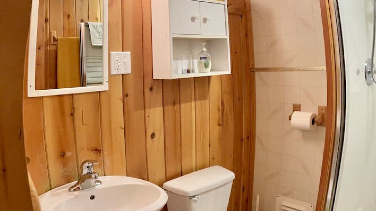 Photo of Bathroom in Blairmore