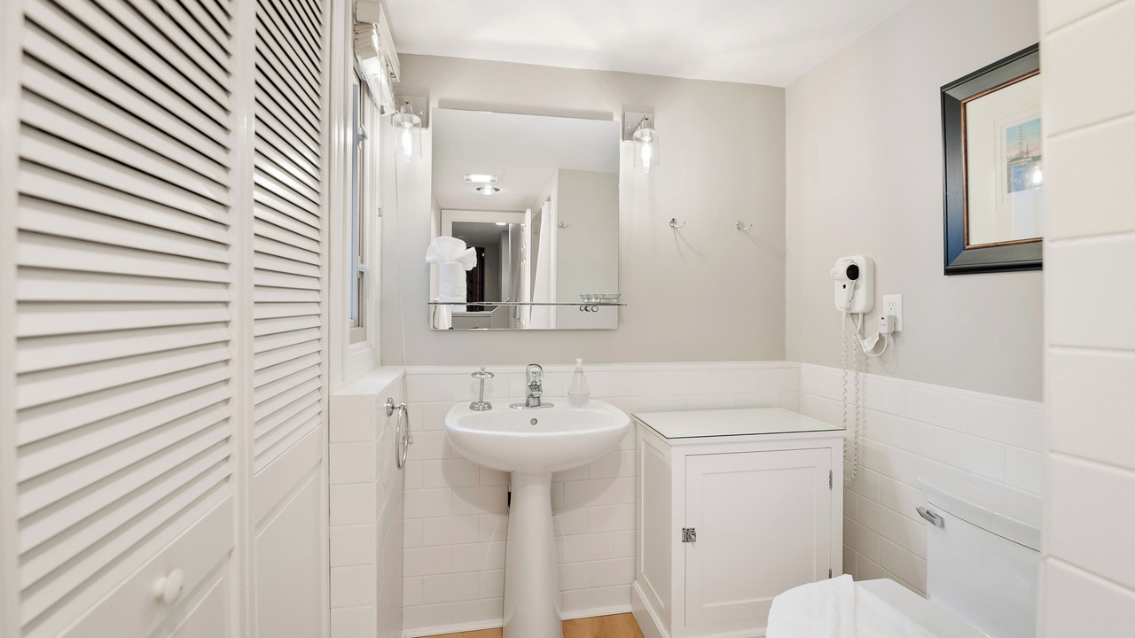 Photo of Bathroom in Whistler Cay Heights