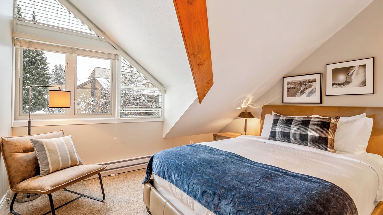 Photo of Bedroom in Whistler Village