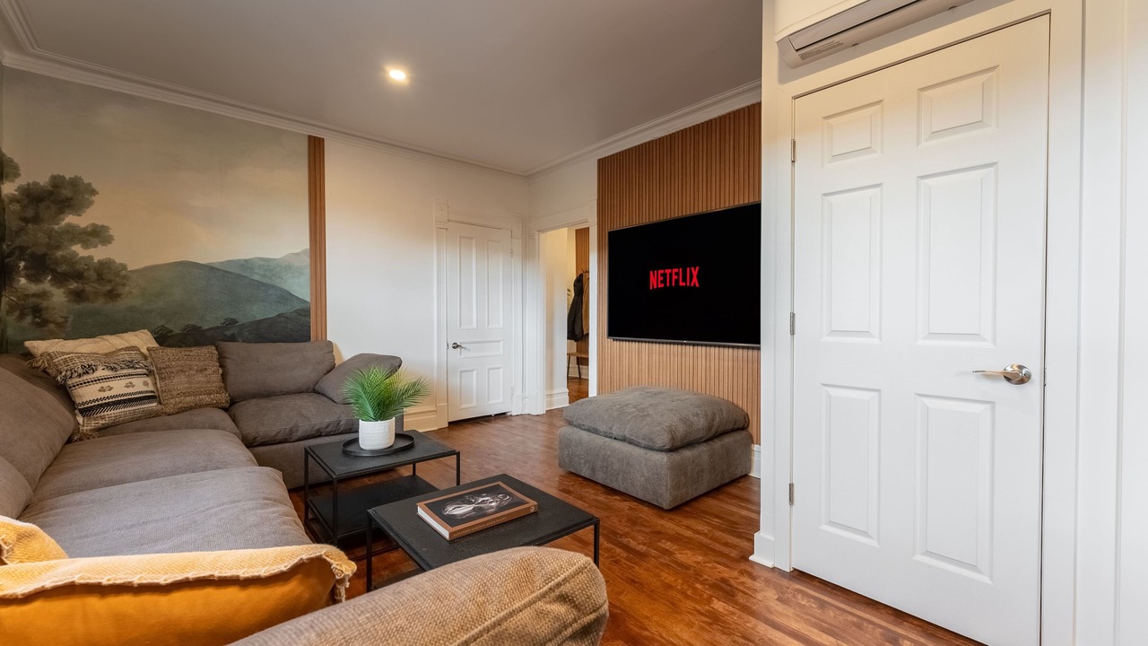 Photo of Livingroom in Maisonneuve