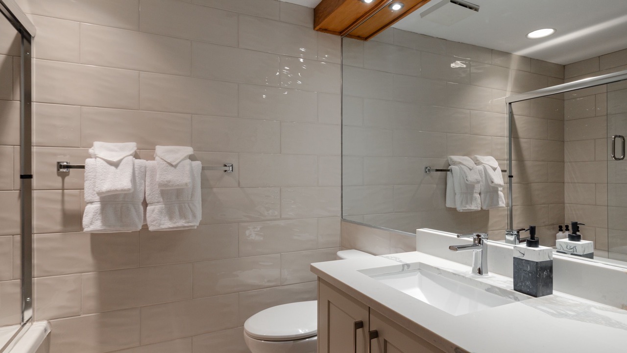 Photo of Bathroom in Blueberry Hill